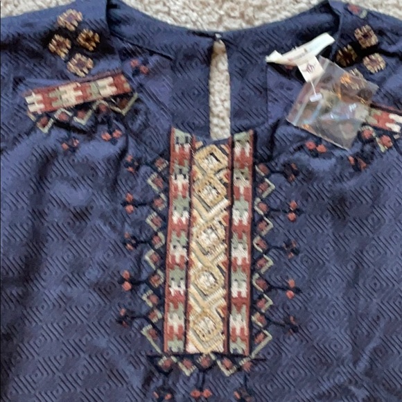 Anthropolgie Burning Torch embroidered tank NWOT - Picture 6 of 9